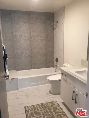 4600 Coldwater Canyon Avenue 201, Studio City, California 91604
