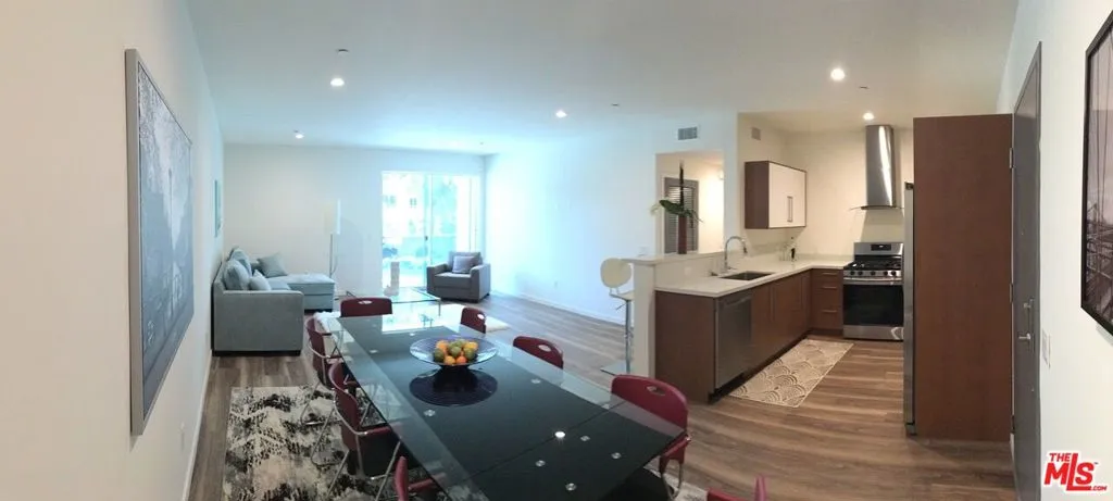 4600 Coldwater Canyon Avenue 201, Studio City, California 91604