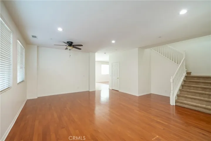 Dining Room / Living Room Entry
