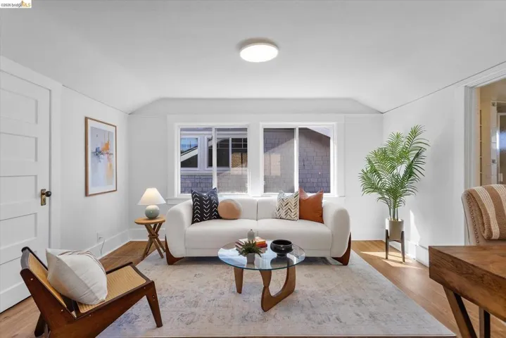3107 Central Ave, Alameda, California 94501