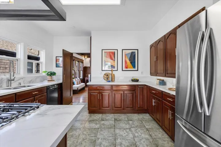 3107 Central Ave, Alameda, California 94501