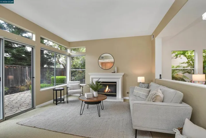508 Valley View Court, Martinez, California 94553-3562