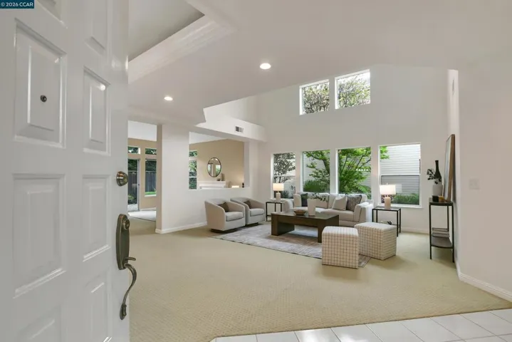 508 Valley View Court, Martinez, California 94553-3562