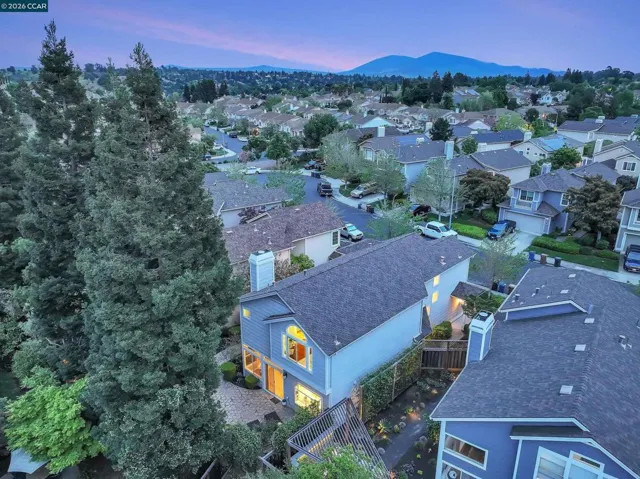 508 Valley View Court, Martinez, California 94553-3562
