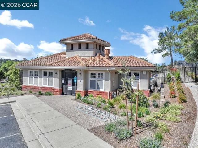 508 Valley View Court, Martinez, California 94553-3562