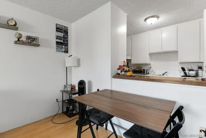 1645 Emerald 1o, San Diego, California 92109