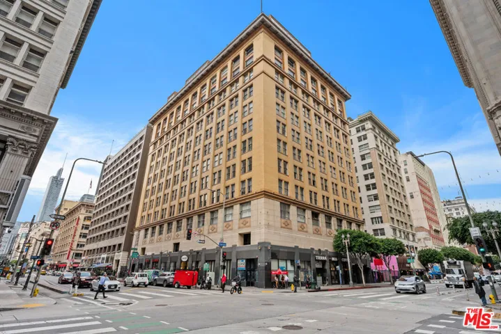 215 W 7th Street 201, Los Angeles, California 90014