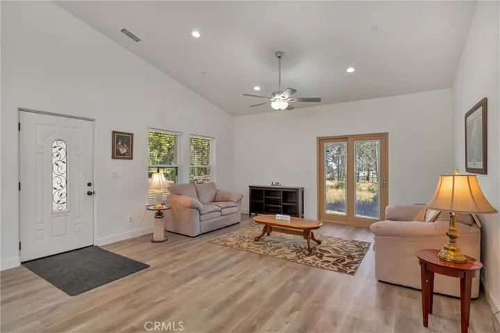 14091 Skyway, Magalia, California 95954