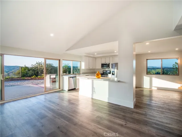 2181 Hillsbury Road, Westlake Village, California 91361