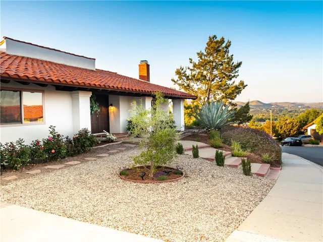 2181 Hillsbury Road, Westlake Village, California 91361