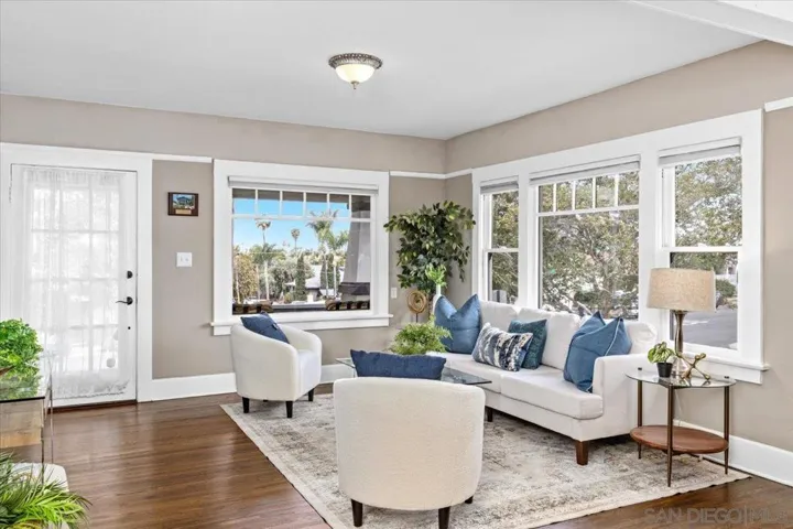 4493 95 Arizona St, San Diego, California 92116