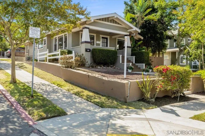 4493 95 Arizona St, San Diego, California 92116