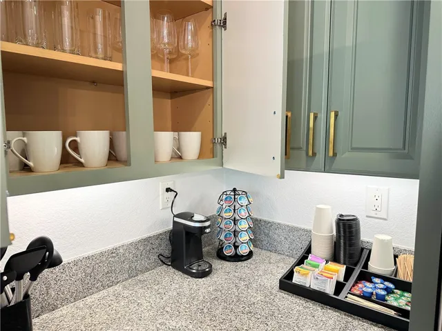 145 Yellow, Irvine, California 92618