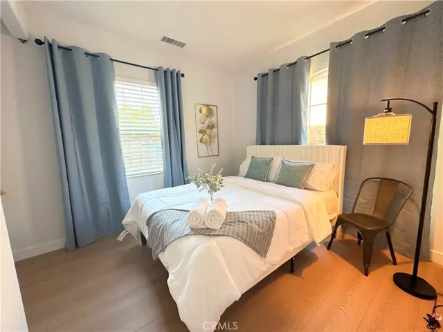 145 Yellow, Irvine, California 92618