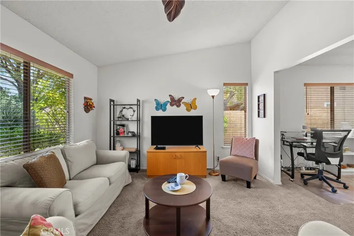 25603 Palma Alta, Valencia, California 91355