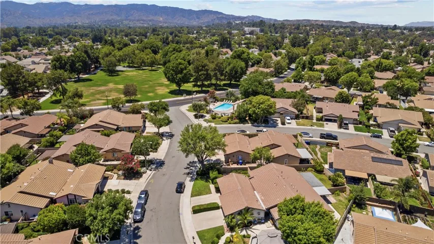 25603 Palma Alta, Valencia, California 91355
