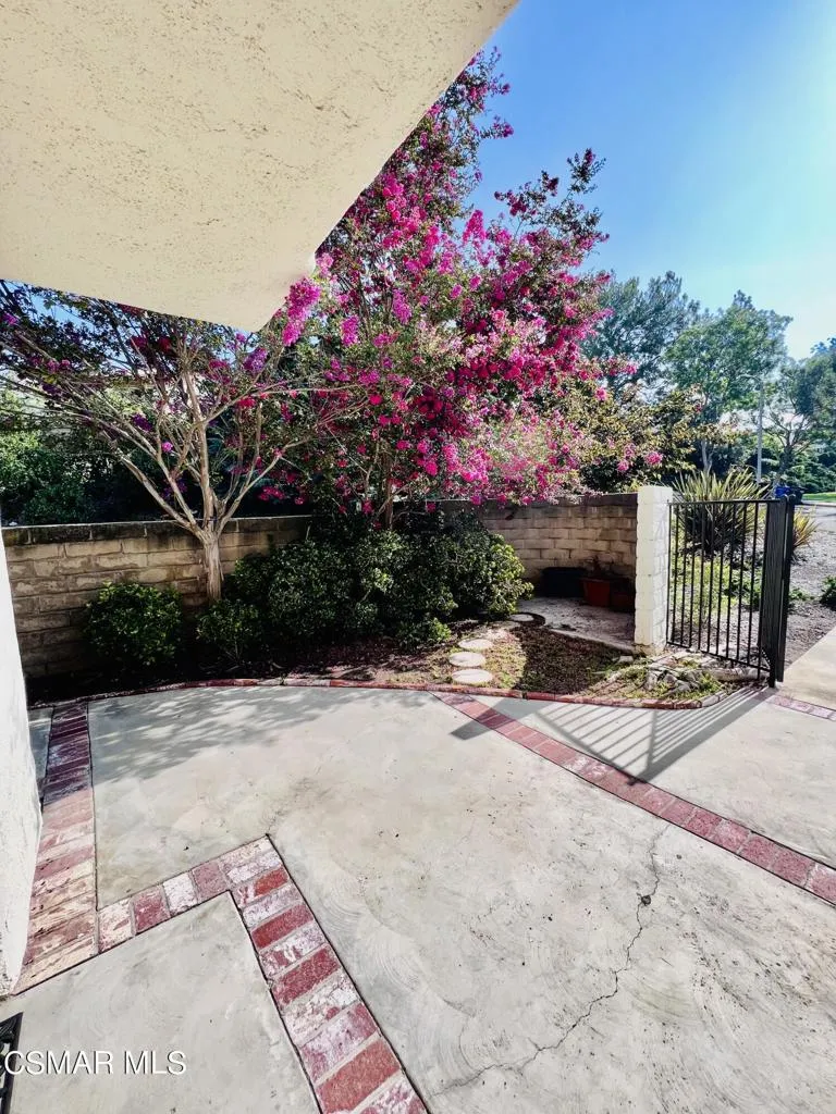 Front/Patio