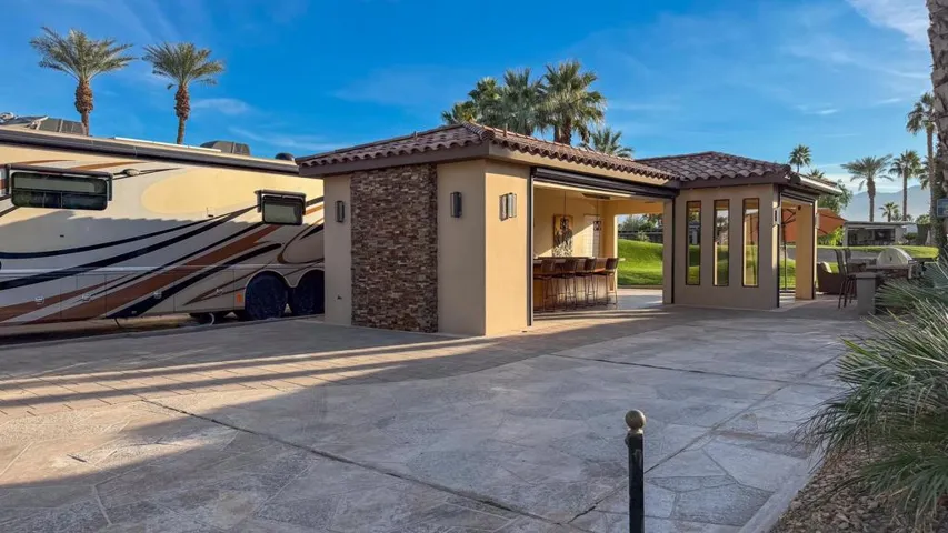 365 rv lot-2