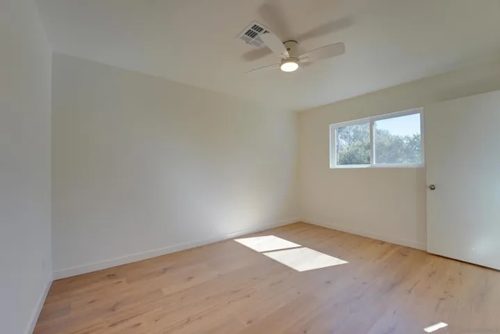 5360 Cole, San Diego, California 92117