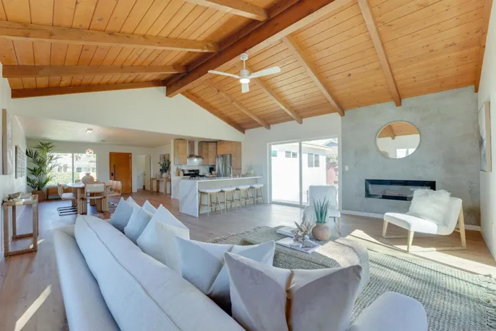 5360 Cole, San Diego, California 92117