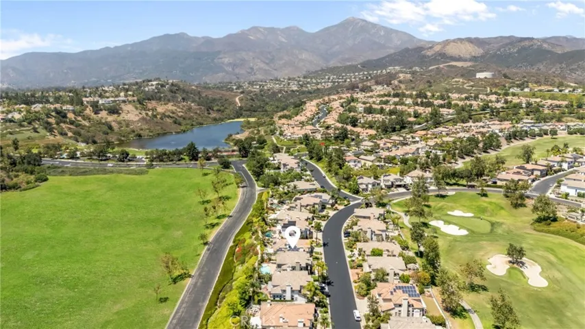 17 Golf View, Rancho Santa Margarita, California 92679