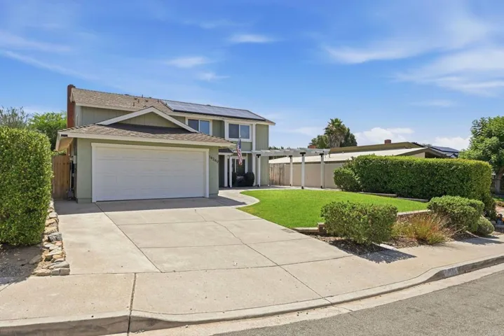 14349 Aedan Court, Poway, California 92064