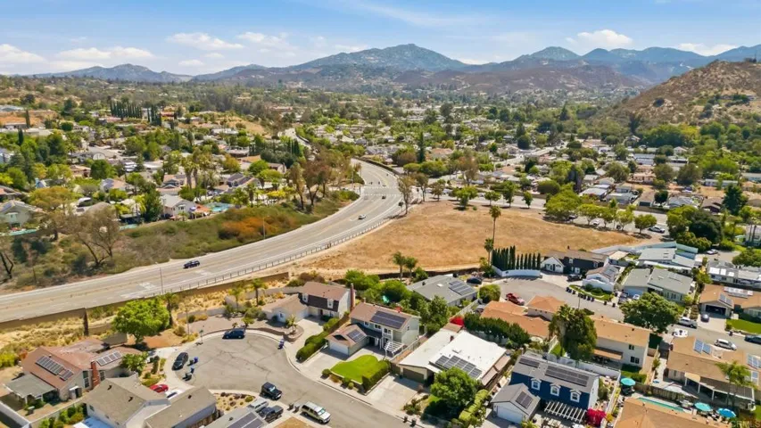 14349 Aedan Court, Poway, California 92064