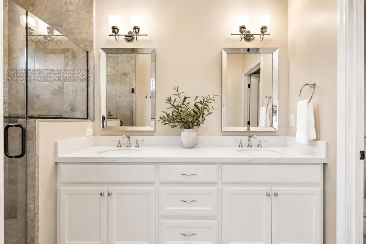 1691 Albany Court, Hollister, California 95023