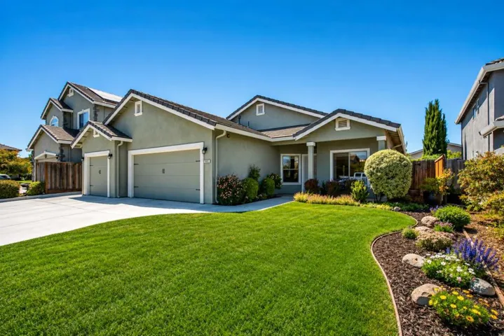 1691 Albany Court, Hollister, California 95023