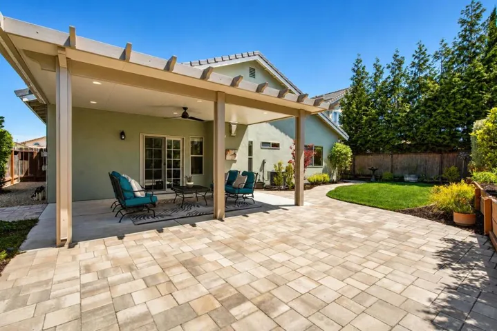 1691 Albany Court, Hollister, California 95023
