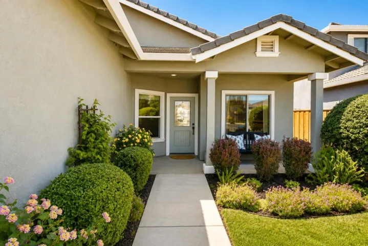 1691 Albany Court, Hollister, California 95023