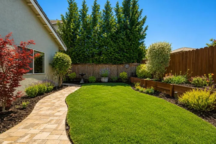1691 Albany Court, Hollister, California 95023