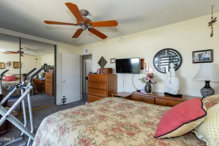 21 122 W Alta Green (Port Hueneme CA)