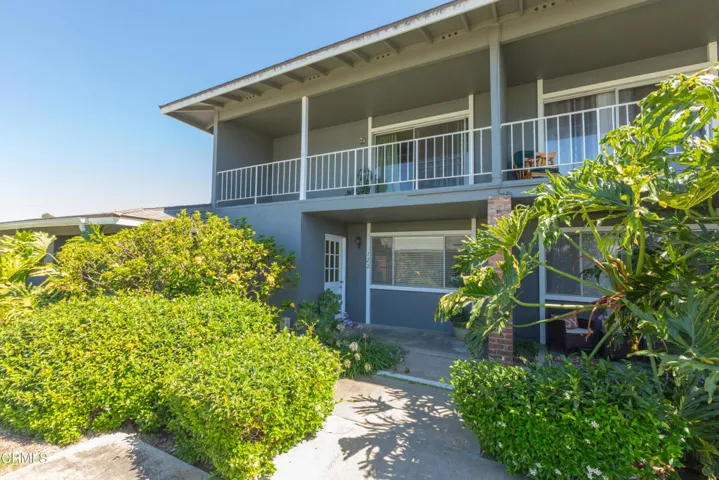 2 122 W Alta Green (Port Hueneme CA)