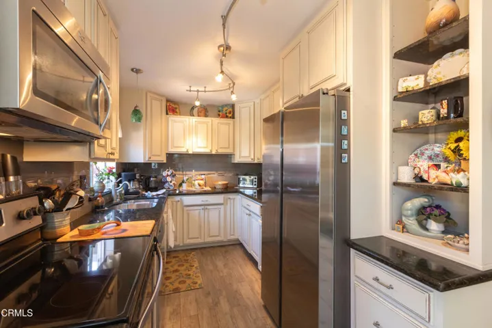 11 122 W Alta Green (Port Hueneme CA)