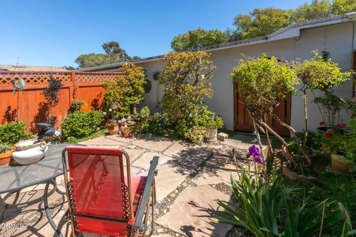 16 122 W Alta Green (Port Hueneme CA)