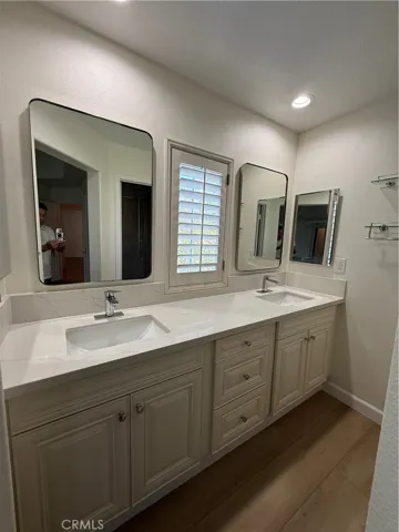 15 Cigliano Aisle, Irvine, California 92606