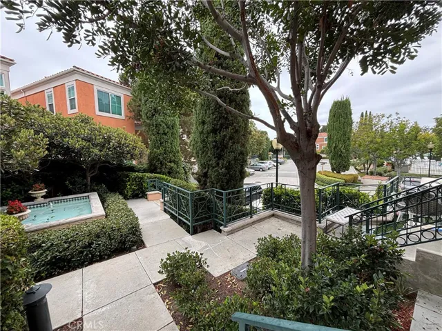 15 Cigliano Aisle, Irvine, California 92606
