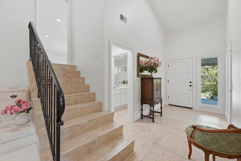3830 Lake Garden Drive, Fallbrook, California 92028 — photo 5