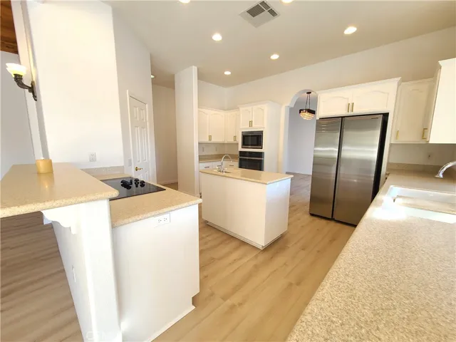 43605 Los Gatos, Temecula, California 92590