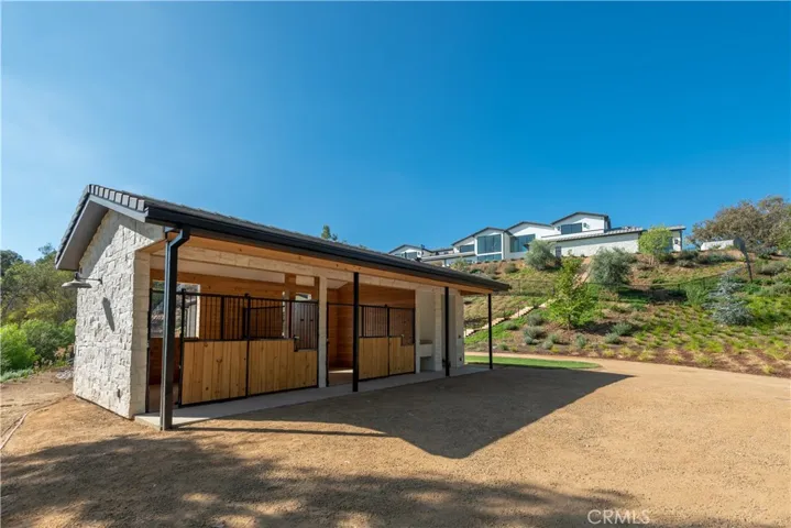 5340 Whitman Road, Hidden Hills, California 91302
