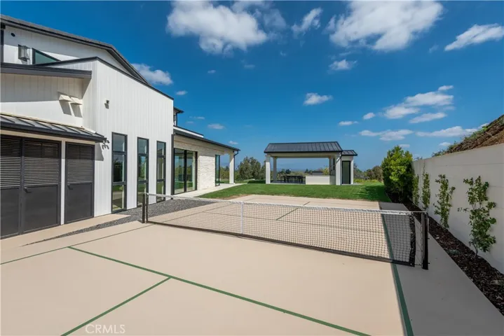 5340 Whitman Road, Hidden Hills, California 91302