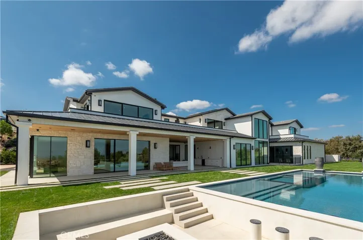 5340 Whitman Road, Hidden Hills, California 91302