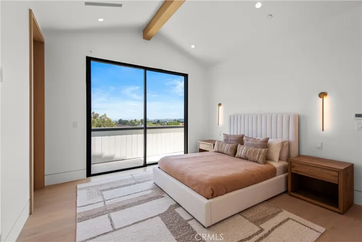 5340 Whitman Road, Hidden Hills, California 91302