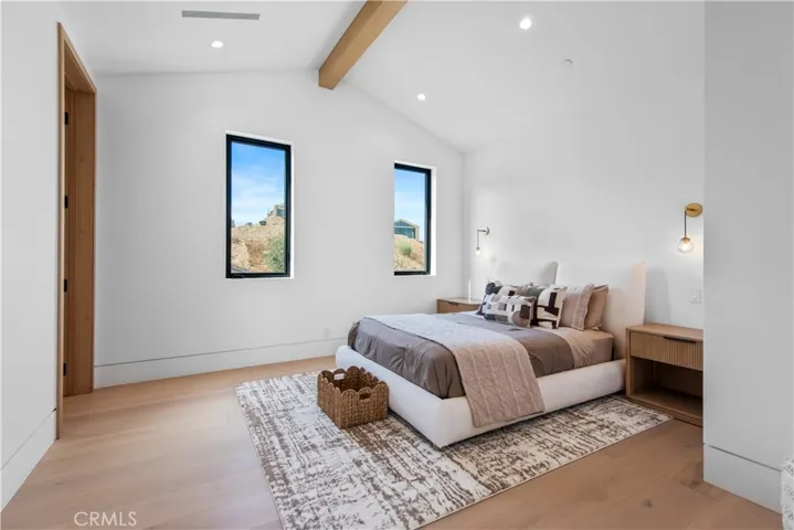 5340 Whitman Road, Hidden Hills, California 91302