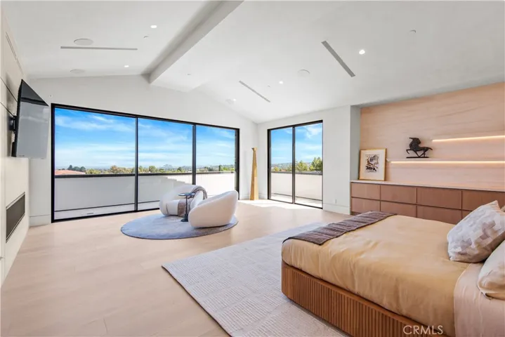 5340 Whitman Road, Hidden Hills, California 91302
