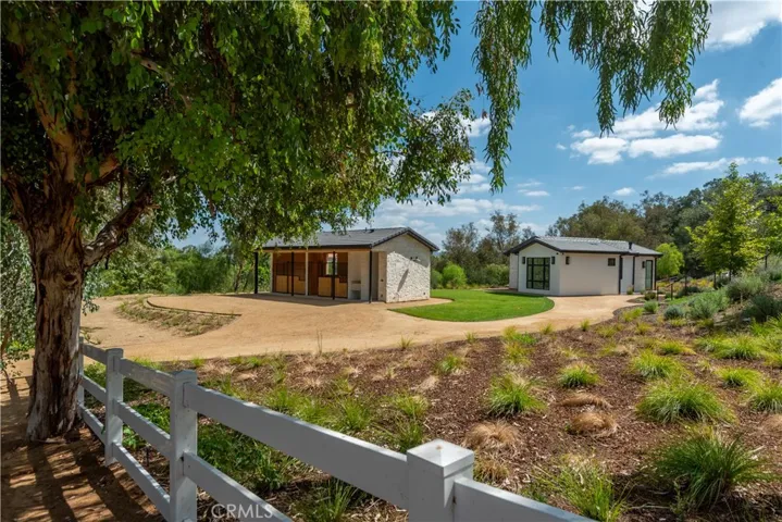 5340 Whitman Road, Hidden Hills, California 91302