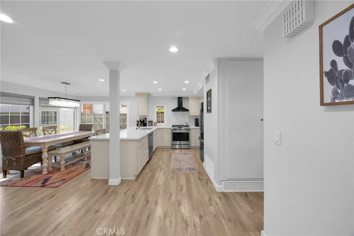 12341 Glacier, Los Alamitos, California 90720