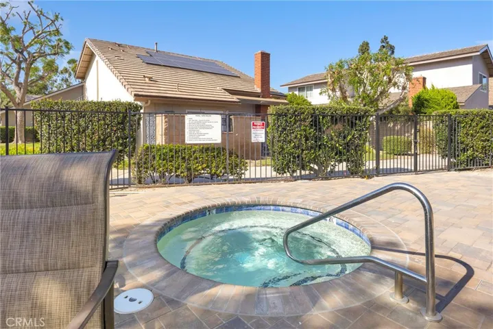 12341 Glacier, Los Alamitos, California 90720