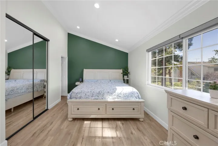 12341 Glacier, Los Alamitos, California 90720